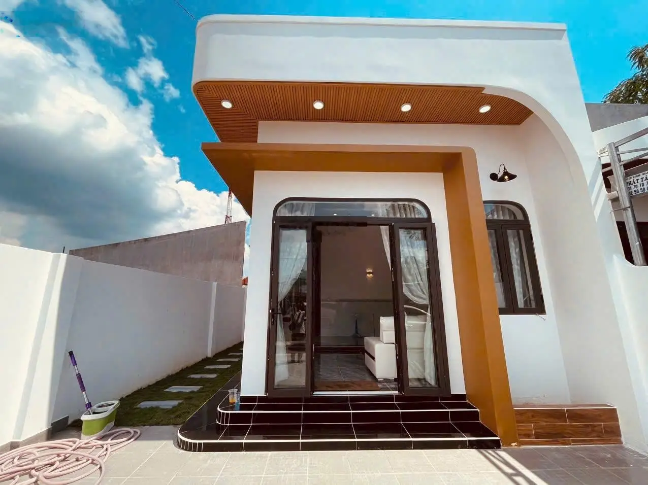 Trung tâm thị trấn Long Điền chuẩn trung tâm. Cách nhà hát chỉ 200m. KDC đông đúc 2.349 tỷ TL