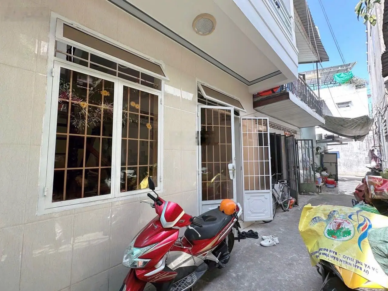 Bán căn nhà hẻm VCN Phước Hải, Nha Trang. DT 65.4m2, 2 tầng đã hoàn công. Giá rẻ nhất thị trường