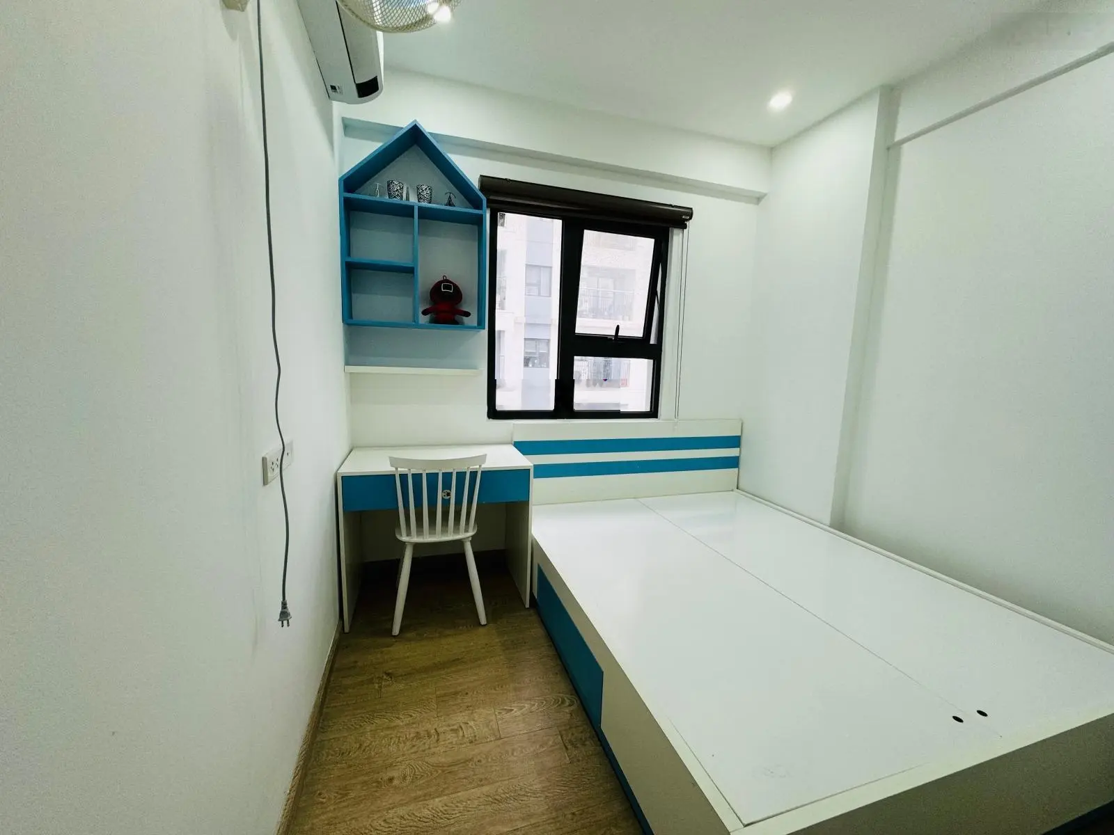 Sổ đỏ chính chủ bán gấp lô góc 70m2 Hope 2PN, 2wc giá bán 3,3 tỷ