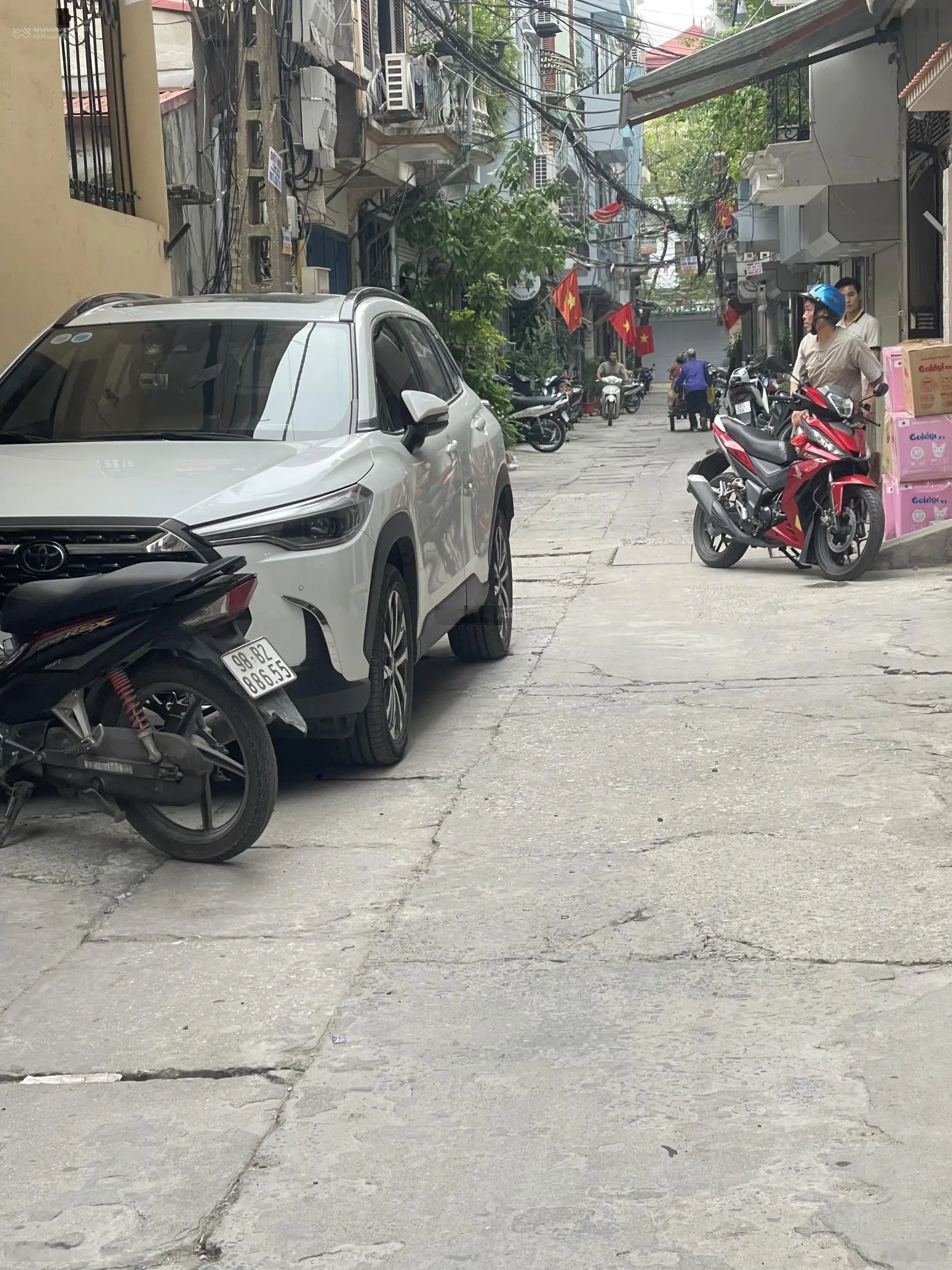 HOÀNG MAI CẠNH HỒ ĐỀN LỪ DT-71M+MẶT TIỀN 5,5M+7 TẦNG +THANG MÁY ÔTÔ VÀO NHÀ - Ở+CHO THUÊ VĂN PHÒNG