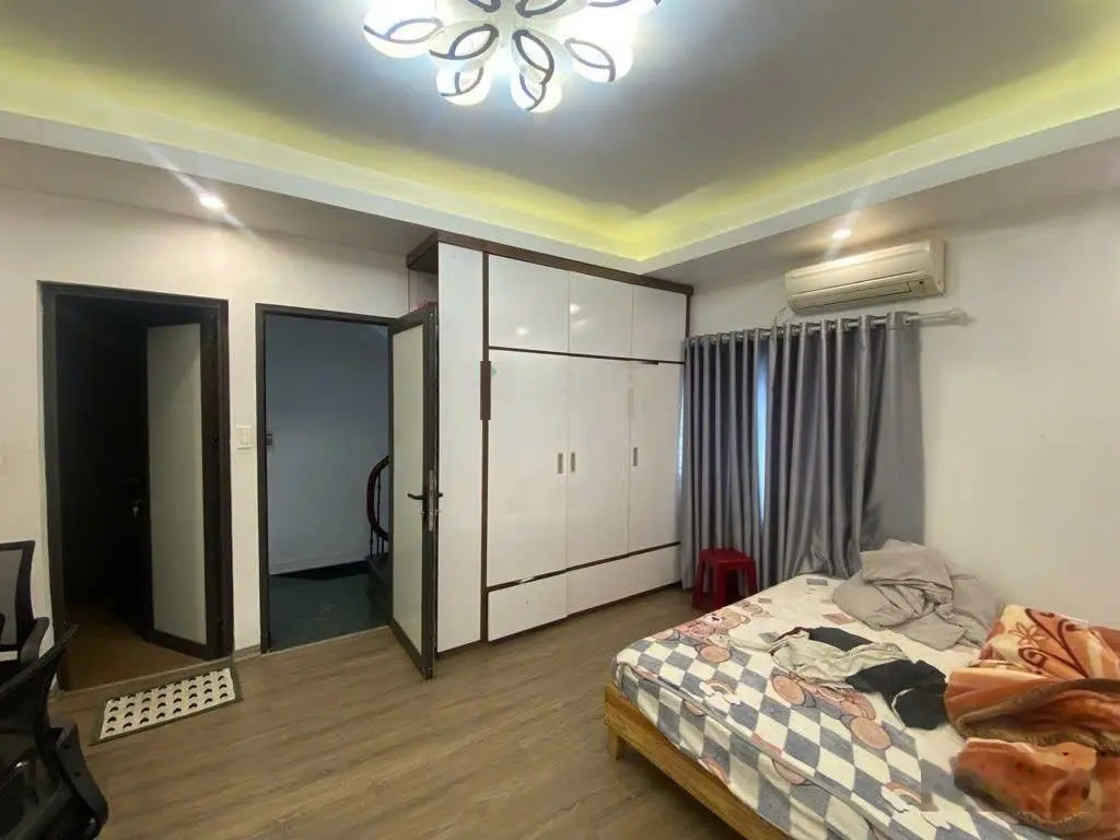Bán nhà gần Ngọc Thụy, Thanh Am 4 tầng 32m2 - rẻ nhất long biên, giá chỉ 4.4 tỷ
