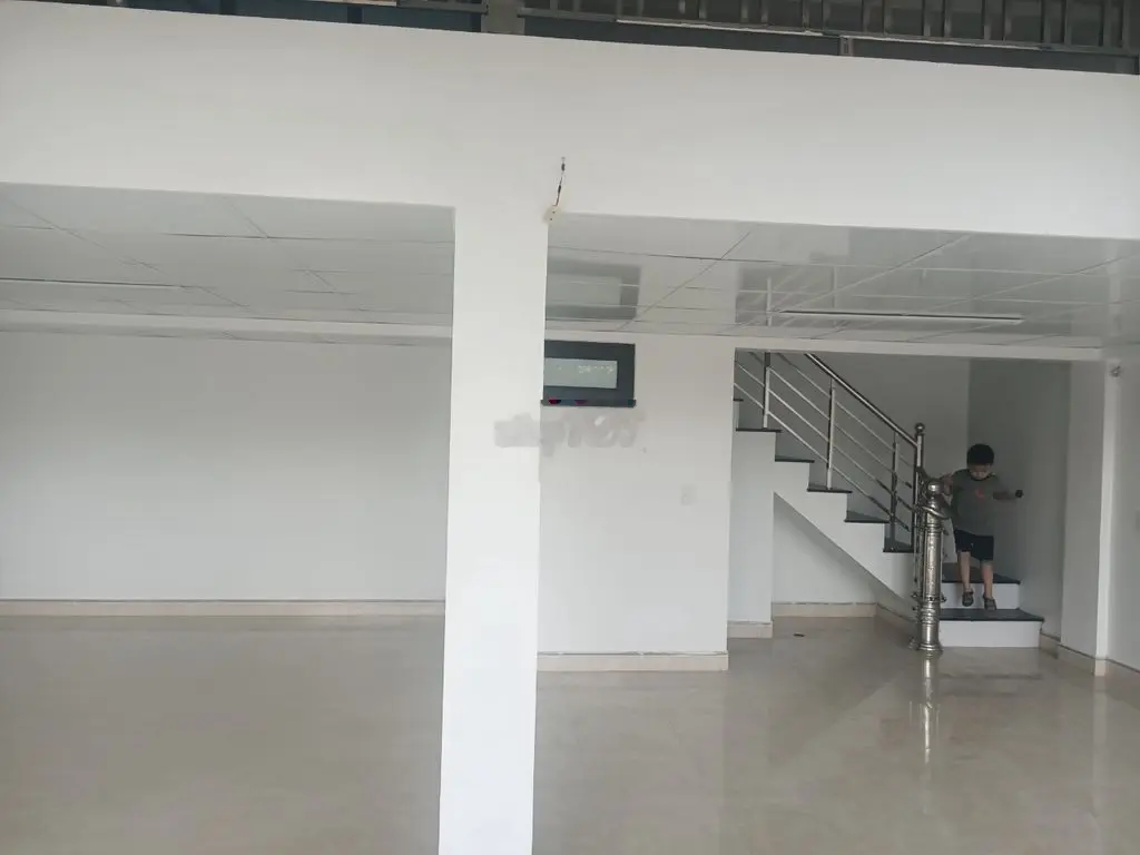 Mình cần bán gấp ba căn nhà 3 tầng đang cho thuê kinh doanh