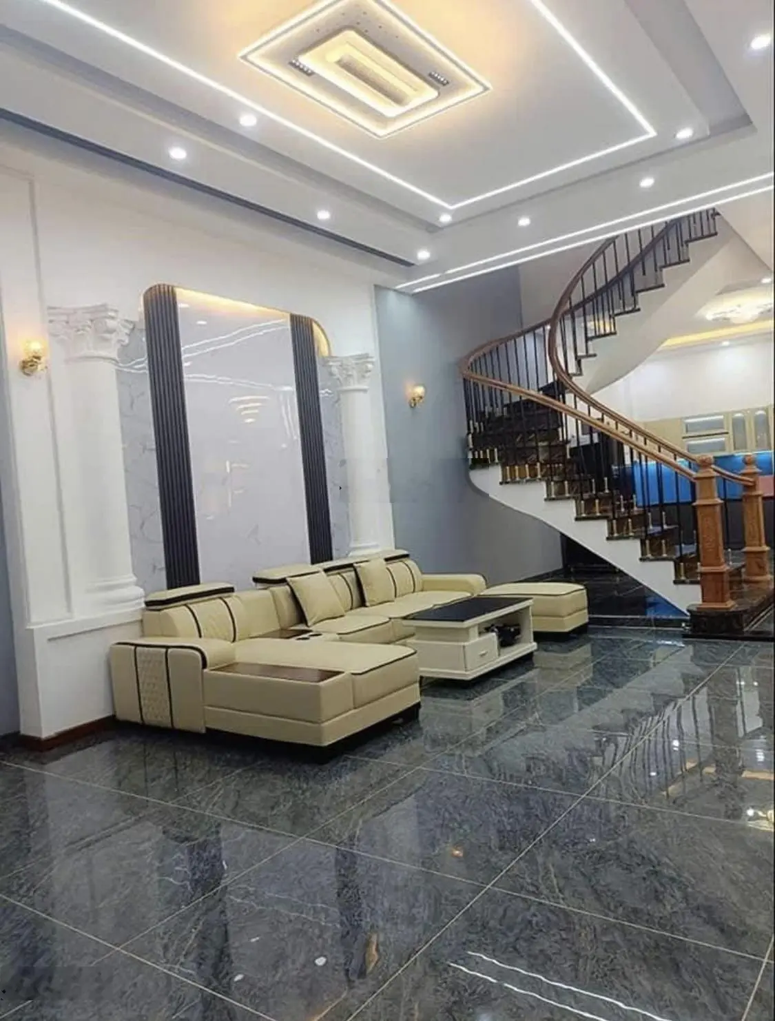 Liên Hệ Ngay! Cần Bán Gấp Nhà Bùi Văn Ba Quận 7, 1 Trệt 2 Lầu, DTSD 174m2 Sổ Hồng, Giá Chỉ 2.89 Tỷ