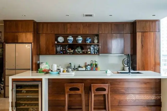 Mặt phố Kim Mã - DT 66m2 - 5tầng - MT 6,6m - 31tỷ - mặt tiền quyền lực - lô góc 2 thoáng