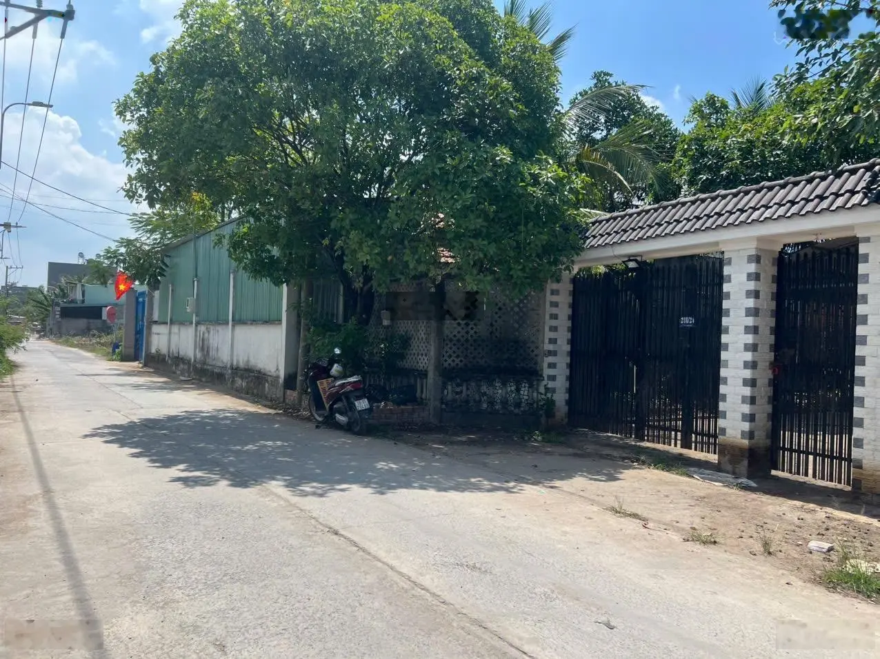 Bán biệt thự vườn, dt 1169,3m2, thuộc phường Long Trường Q9