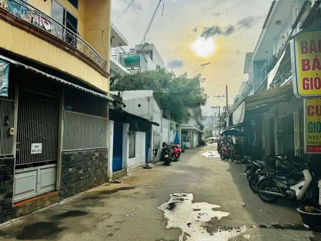 BÁN NHÀ NÁT B.THẠNH- 68m2- 7,7ty- Xe tải vào nhà