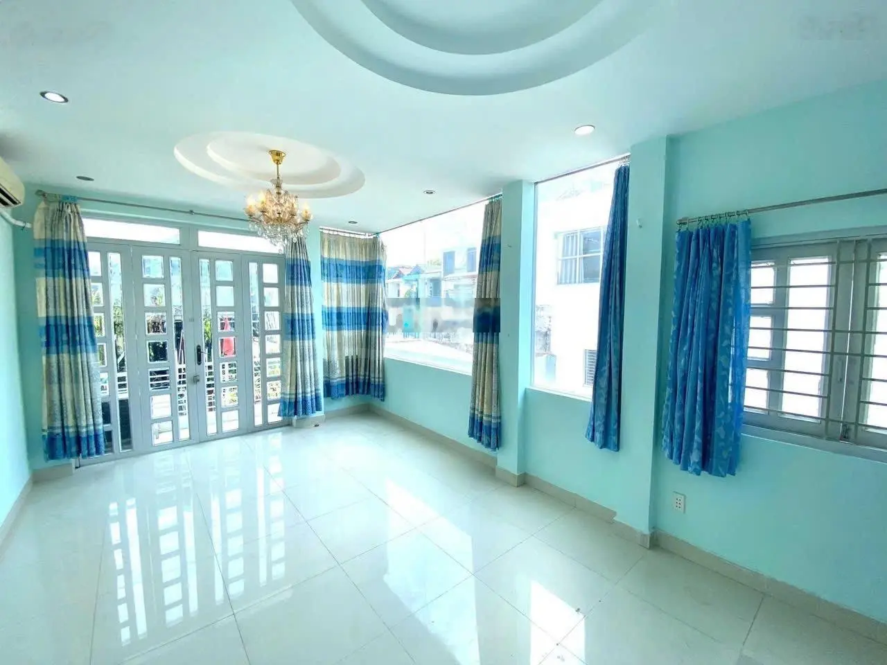 Chính chủ bán nhà ngay 2 mặt tiền đường Số Phường 4, Quận 4