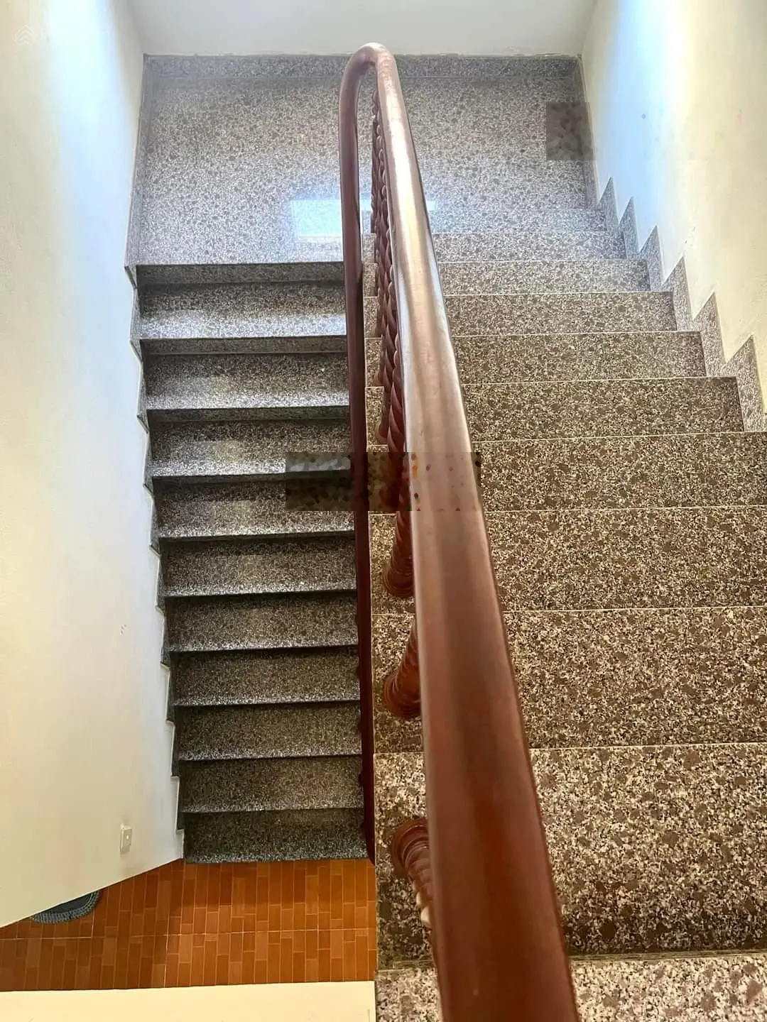 Bán nhà 3 tầng vị trí thông thoáng MT Phạm Nhữ Tăng, DT 75 m2, ngang 5m, giá nhỉnh 7 tỷ