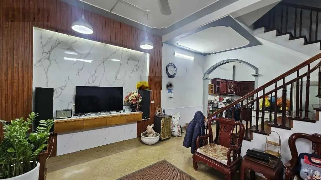 Mặt phố ngô thì sỹ- kinh doanh - vị trí đỉnh - 2 vỉa hè - 2 mặt thoáng - mặt tiền rộng