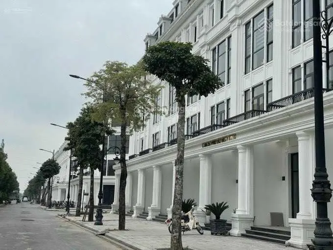 Bán gấp BTLK KĐT Louis Hoàng Mai Tân Mai DT 100m2 x 5 tầng nhỉnh 22 tỷ