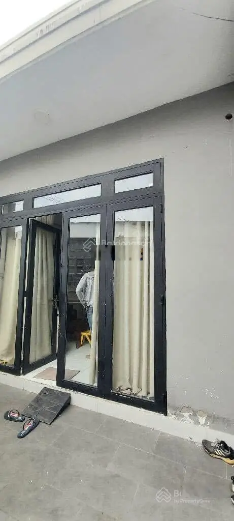 Giảm 1tỷ còn 3. 3 5 0 tỷ - Nhà 2 tầng ngay Lê Văn Việt - 71m2 thổ cư - đường xe tải 6m - ngang 5m