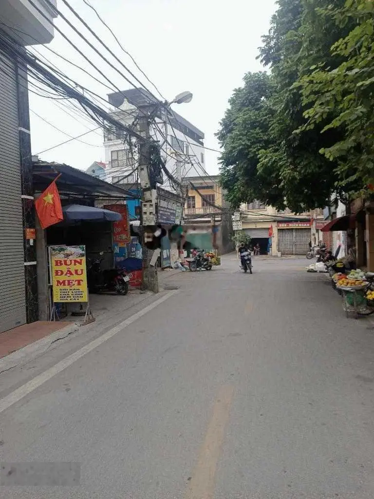 Nhà Lĩnh Nam 34m2, 4 tầng, 3.6 tỷ, sổ đỏ chính chủ, không quy hoạch, ngõ trước nhà rộng 3m
