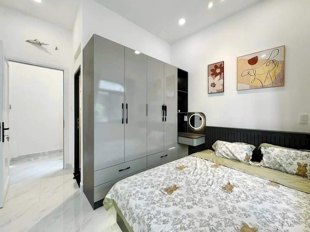 Nhà hxh Nguyễn Trọng Tuyển, 2,15 tỷ, 52 m2, 4PN, 4WC, đẹp, nhiều tiện ích. Shr sang tên ngay