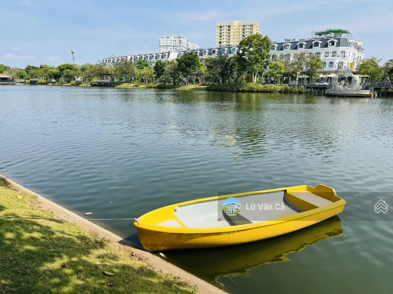 Nhà phố Lakeview City full nội thất view công viên cần bán gấp DT 5x20m giá 16,5 tỷ LH 0907 860 ***