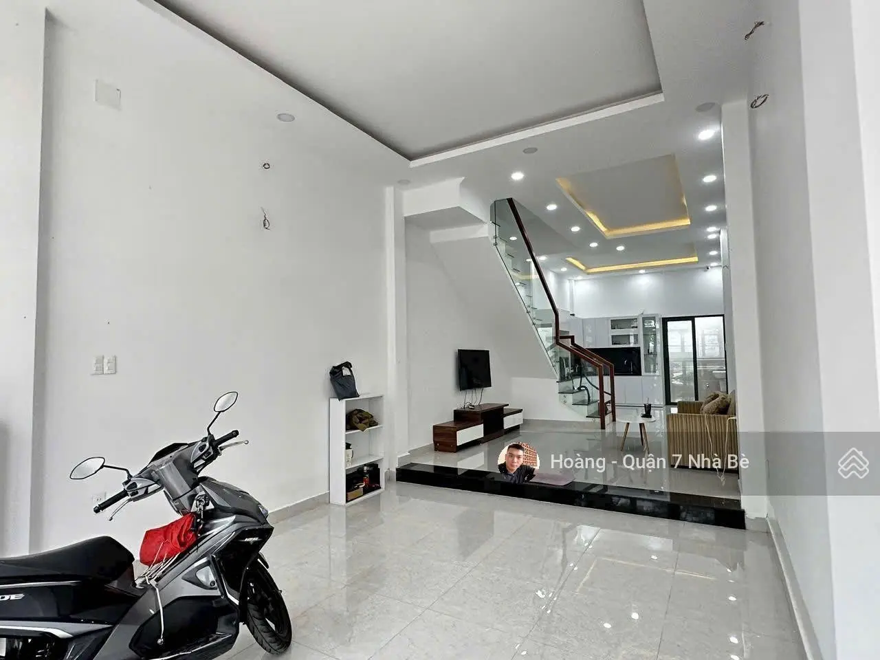 Nhà Hẻm Xe Hơi Đường 8m Huỳnh Tấn Phát DT4x15.35m 1Trệt 2Lầu Sân Thượng 4PN 5WC - Cách Q7 tầm 2.5Km