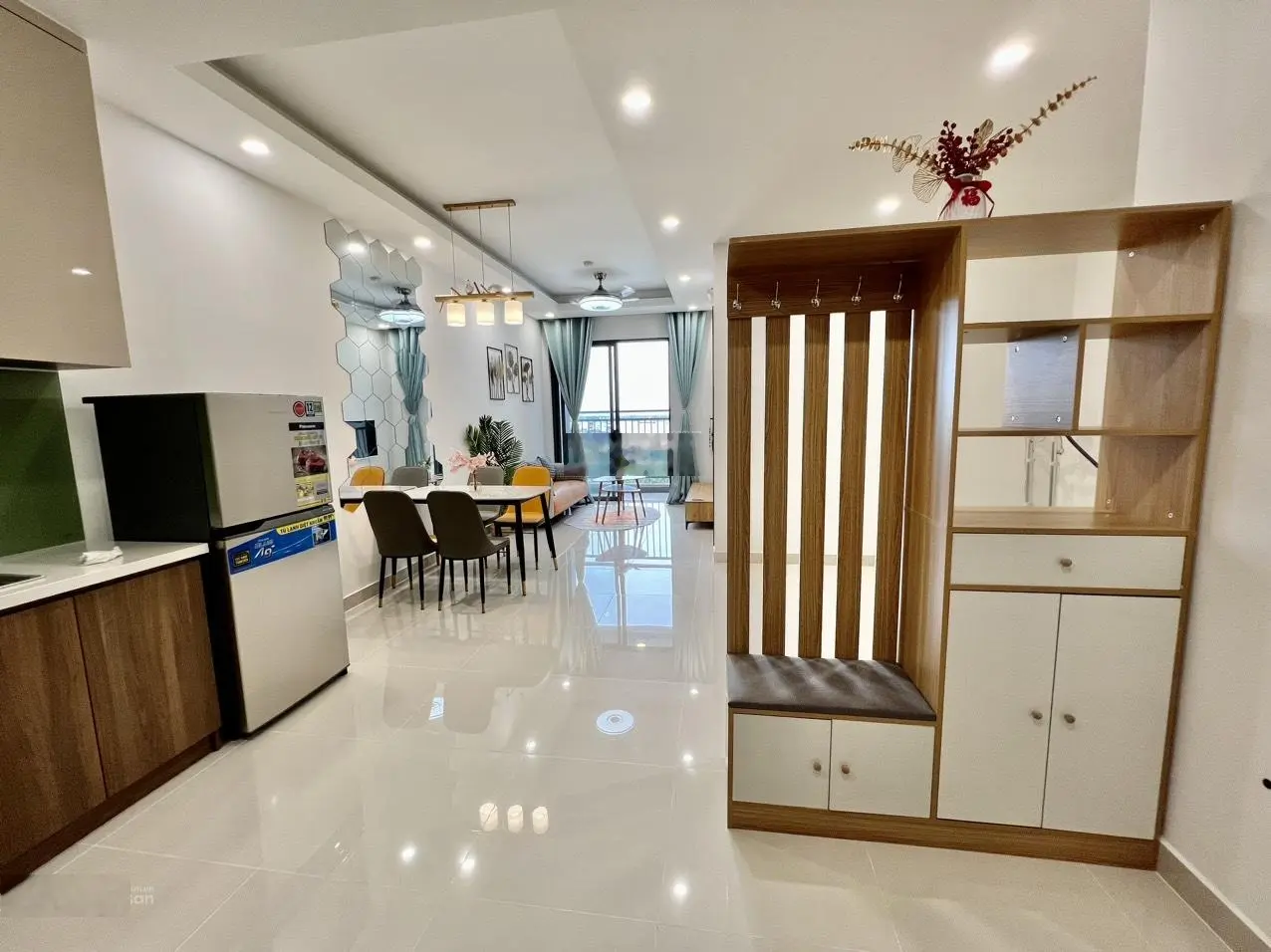 Bán gấp căn hộ Q7 Riverside view sông 1PN (53m2) giá 2.2tỷ, nhận nhà ngay. LH: 0911 850 ***