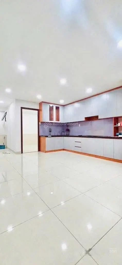 Khu vip nhất Quận 9 - Hiệp Phú ngay VinCom - 135m2 7tỷ5 chốt 6.2 tỷ (ngang 7m dài 20m)