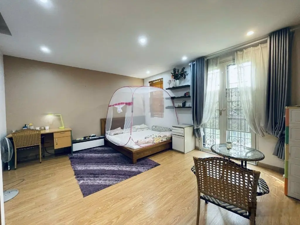 Bán nhà Liền kề KĐT mới Đại Kim, vỉa hè 2 bên, ô tô tránh, nội thất xịn, thang máy, Châu âu thu nhỏ