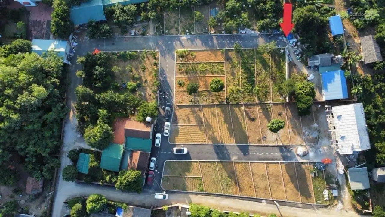 Bán đất 91.7m2 tại xã Tân Xã, giá ưu đãi 3.2 tỷ vnd gấp, gấp