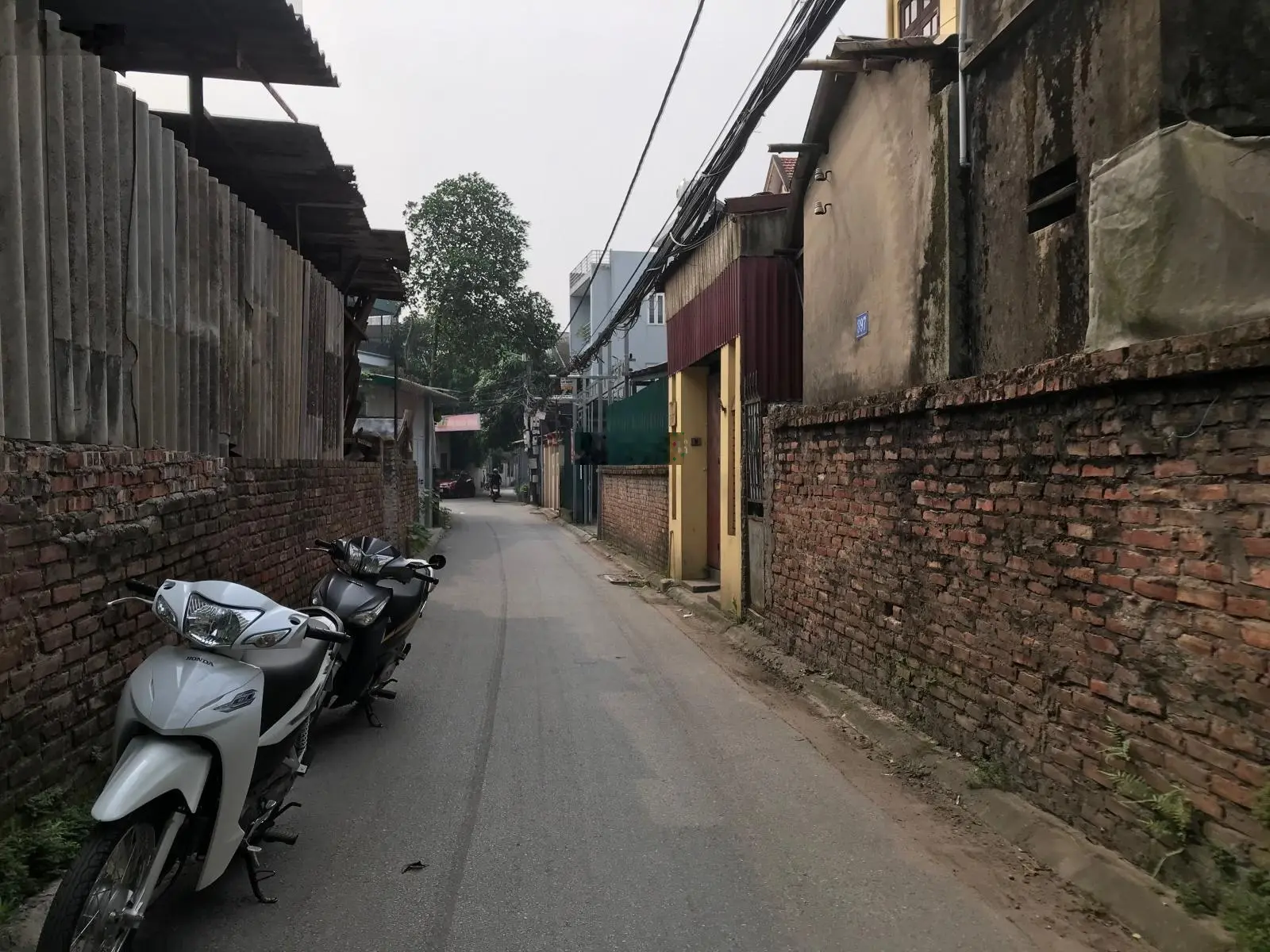 Tại Ngọc Thuỵ nhỉnh 3 tỷ có ngay 71m2 đất đường trước nhà ô tô tránh bagac ô tô vào nhà