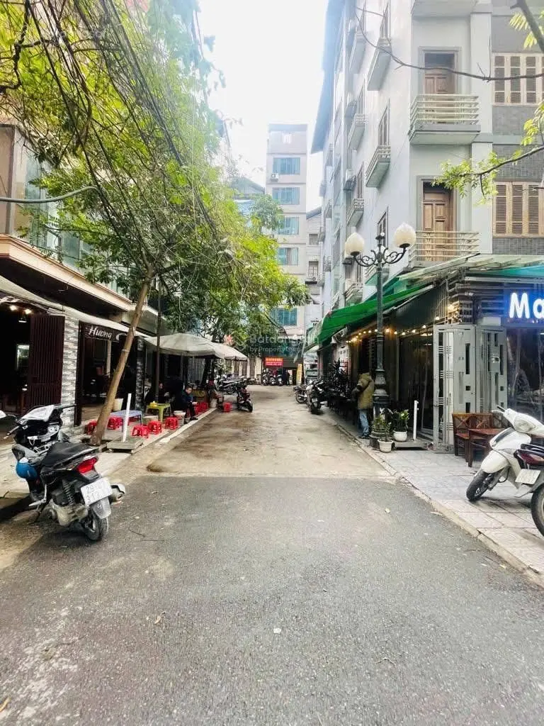 Chỉ 43,9 tỷ có nhà gần mặt phố Nguyễn Hoàng 79m2 6T mặt tiền rộng vỉa hè 2 làn xe ô tô kinh doanh