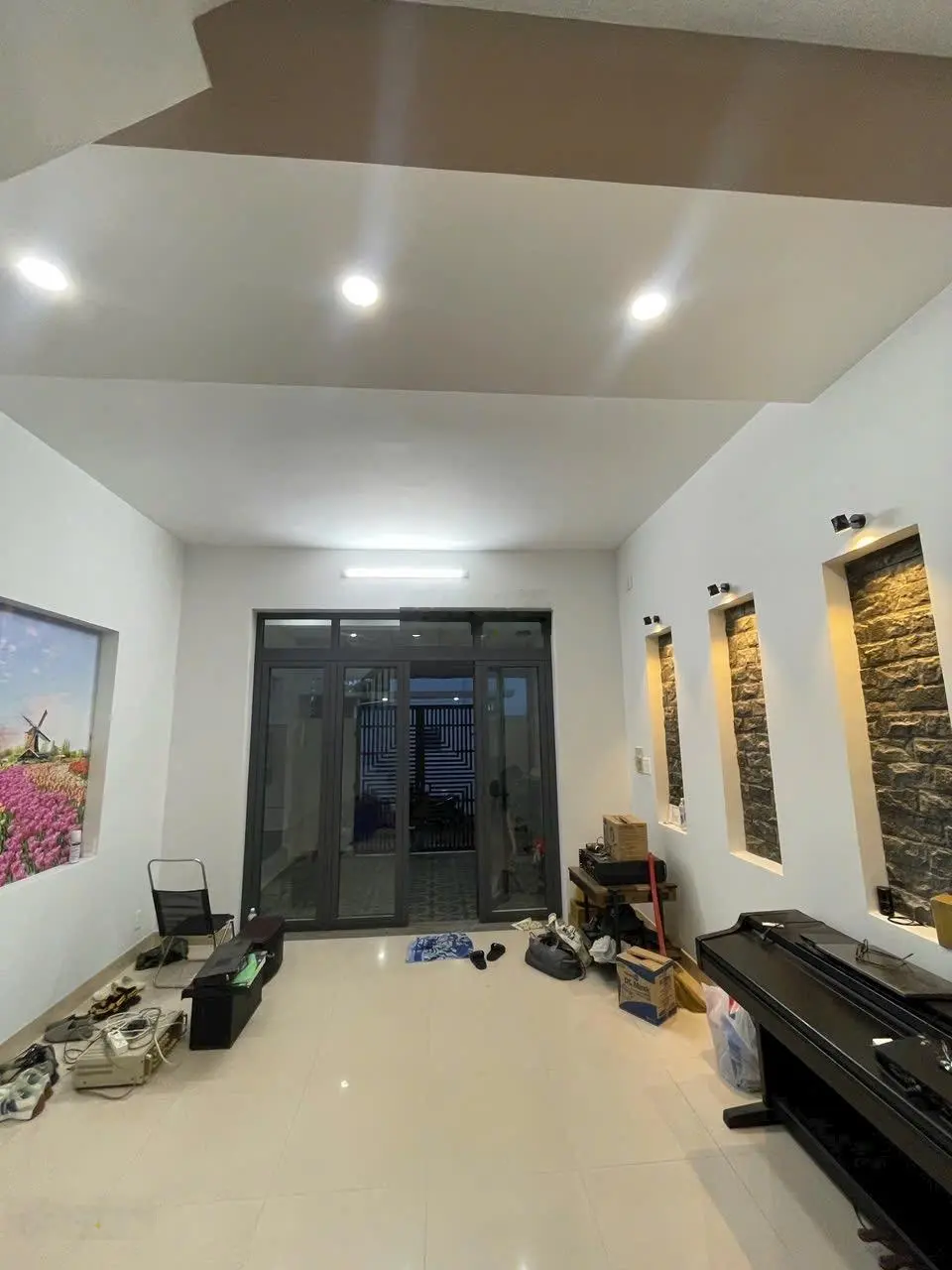 Nhà Trệt- 2 Lầu. Gần Làng ĐHQG Tp.HCM. DT: 73M2. Giá: 4.1 Tỷ Tl