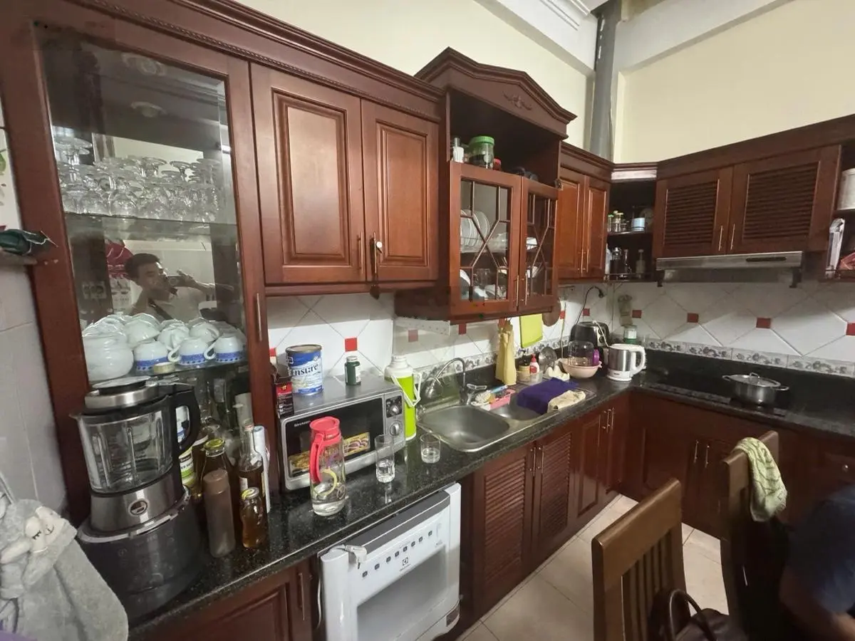 Bán nhà riêng ngõ 91 Nguyễn Chí Thanh, Đống Đa. Ôtô tránh,kinh doanh,vỉa hè, 43m, mt 3.8m,giá tốt !