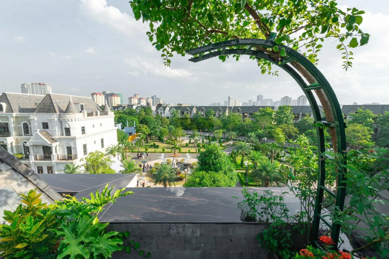 Chỉ còn 1 căn duy nhất biệt thự kita ciputra giá tốt nhất, ck lên đến 8%, sổ đỏ từng lô. tặng 2n dv