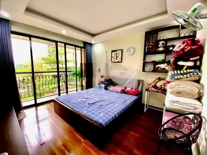 Bán nhà liền kề trịnh văn bô. 79 m2, 4t. vỉa hè, rộng, ô tô tránh, kinh doanh. giá 21.5 tỷ