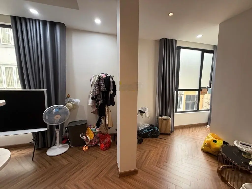 Bán căn nhà Phố Lý Nam Đế - Oto đỗ cửa lô góc 1 nhà ra mặt phố vip hiếm có nhà bán dân trí cao