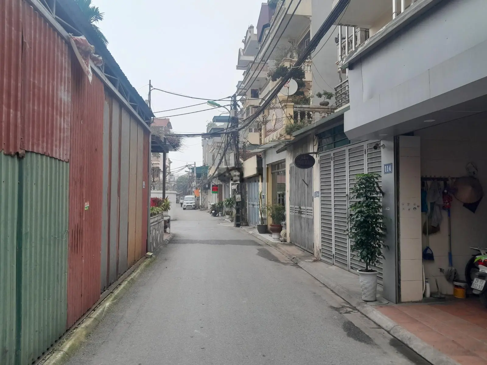 Bán nhà Phố Trạm, Long Biên, 55m2 * 6T, 12,9 tỷ. Gara, thang máy