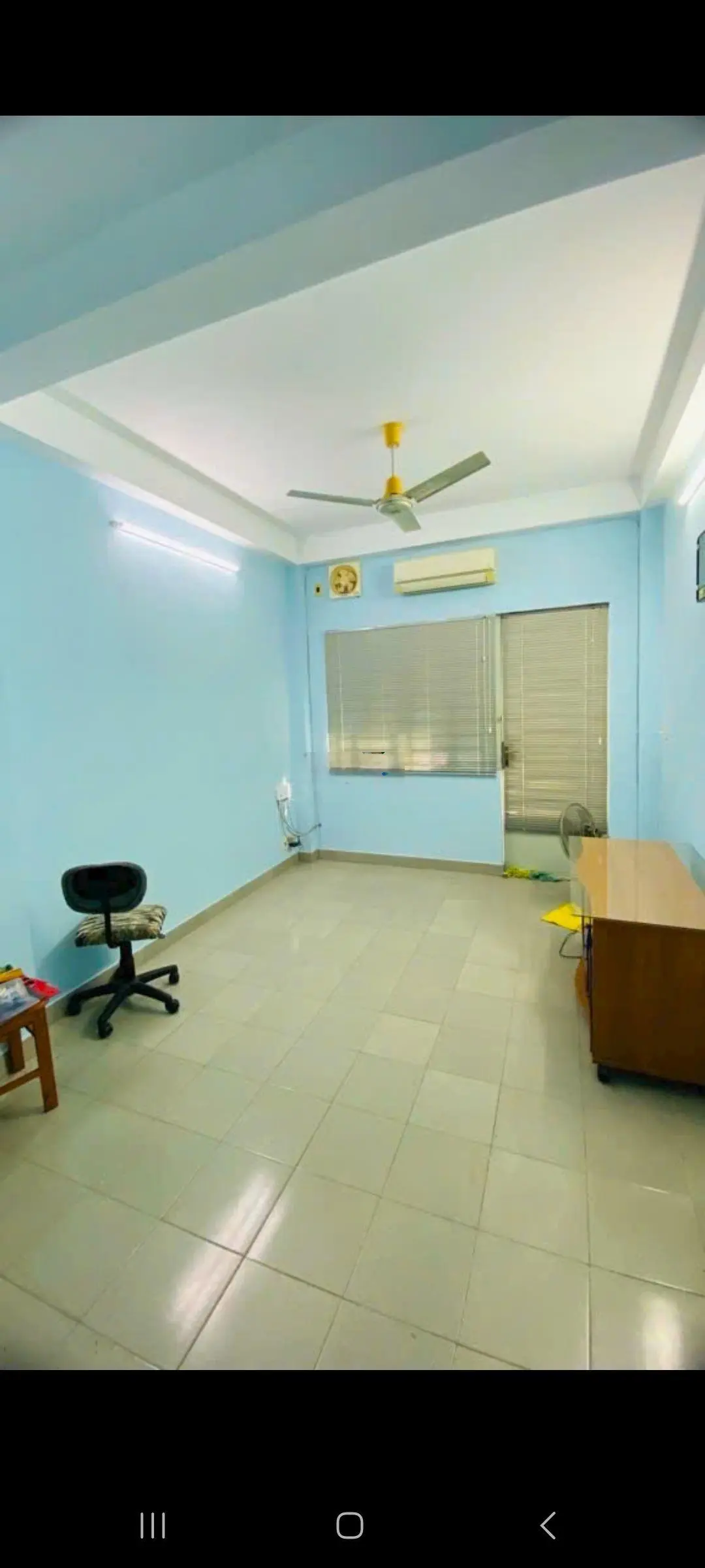 Giảm 1 tỷ huỳnh văn bánh phú nhuẫn hxt né. sát mặt tiền 44m 4tâng 5pn còn 10 tỷ.