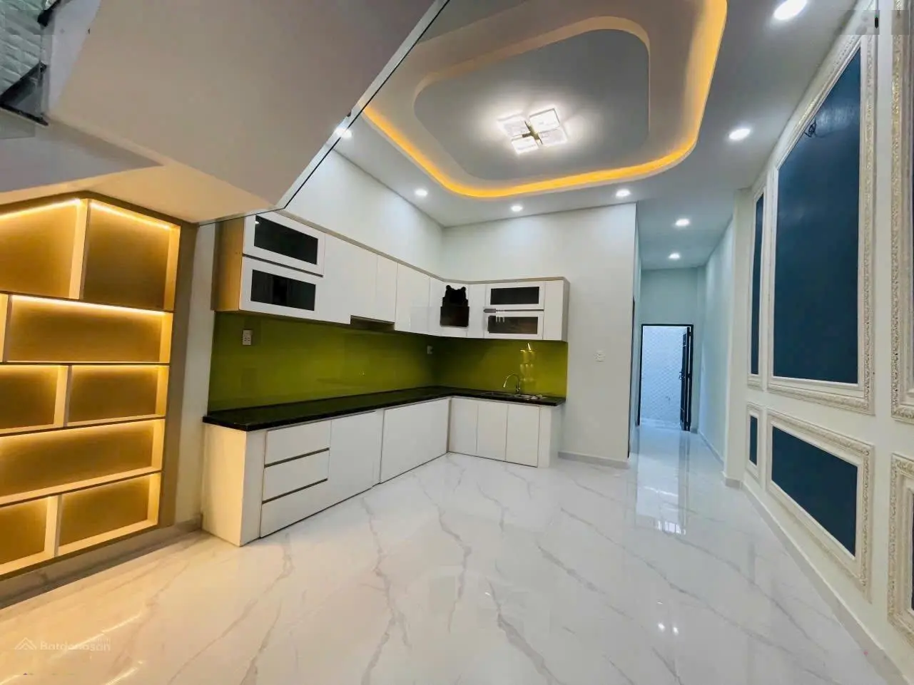 Nhà ngay chợ Bình Chánh - 1trệt 1 lầu - 3 phòng ngủ - 3WC