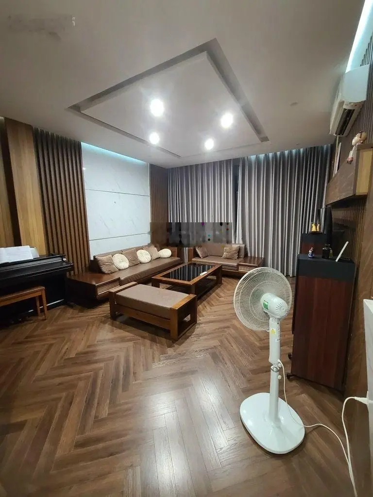 Vip Đống Đa - khu nhà giàu - nhà mới đẹp- gara ôtô -nội thất đẳng cấp- 52m, 6 tầng, MT 4.5m, 18,9tỷ