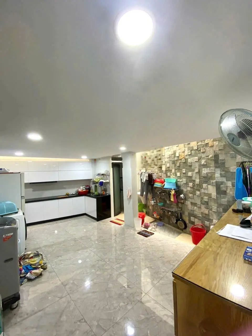 Bán nhà mặt tiền đường Bình Thới, Quận 11. DT: 9x18m. Giá 38 tỷ