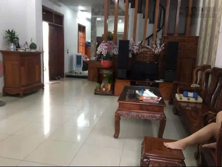 Bán biệt thự nhà đẹp, dt 211,8m2,giá 15,2 tỉ, tam bình, thủ đức