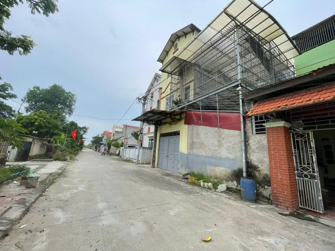 Bán nhà, bìa làng, view cánh đồng, căn góc, bạch đa, Kim Hoa, Mê Linh, 118m2 MT 8m đg 6m, SĐ, 4xtỷ