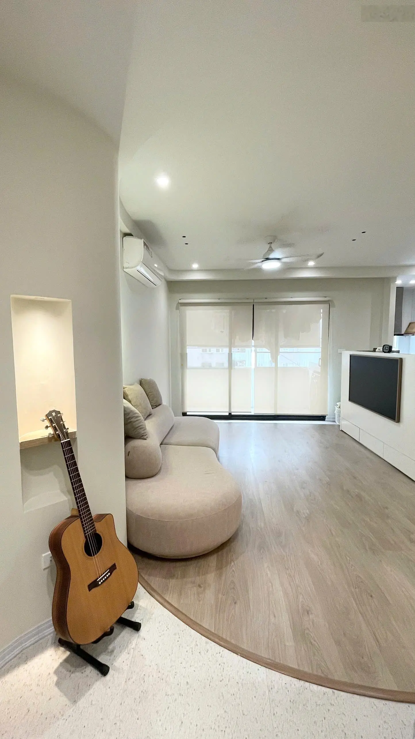 Căn góc 2PN diện tích 89m2, tại Hapulico full nội thất cần bán tại Hapulico Complex, sổ đỏ lâu dài