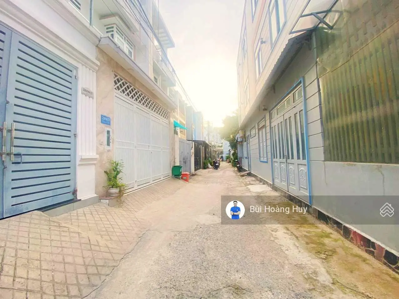 Bán gấp đất góc 2 mặt tiền ngay Cân Nhơn Hòa, đối diện cổng Vạn Phúc City, ngang 5.8m, đường ô tô