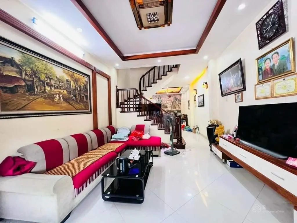 Bán nhà Học Viện Tài Chính - DT 48m2 - 4 tầng - MT 5.5 m - giá 7 tỷ - Bắc Từ Liêm - ở, kinh doanh