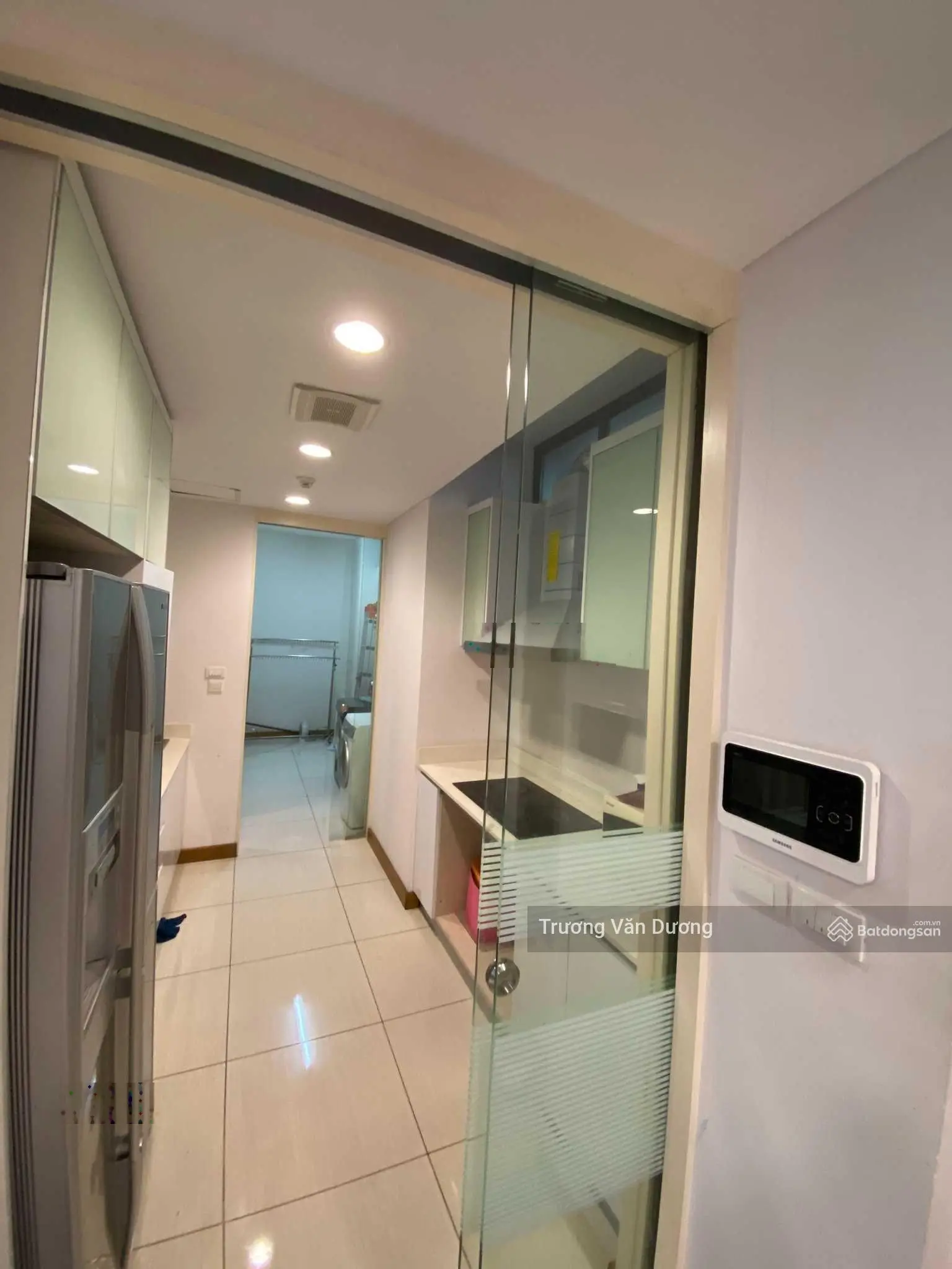 Bán căn hộ 2PN 133m2 Chung cư Dolphin Plaza Mỹ Đình. Nội thất cơ bản, Sẵn sổ. LH 0923 559 ***