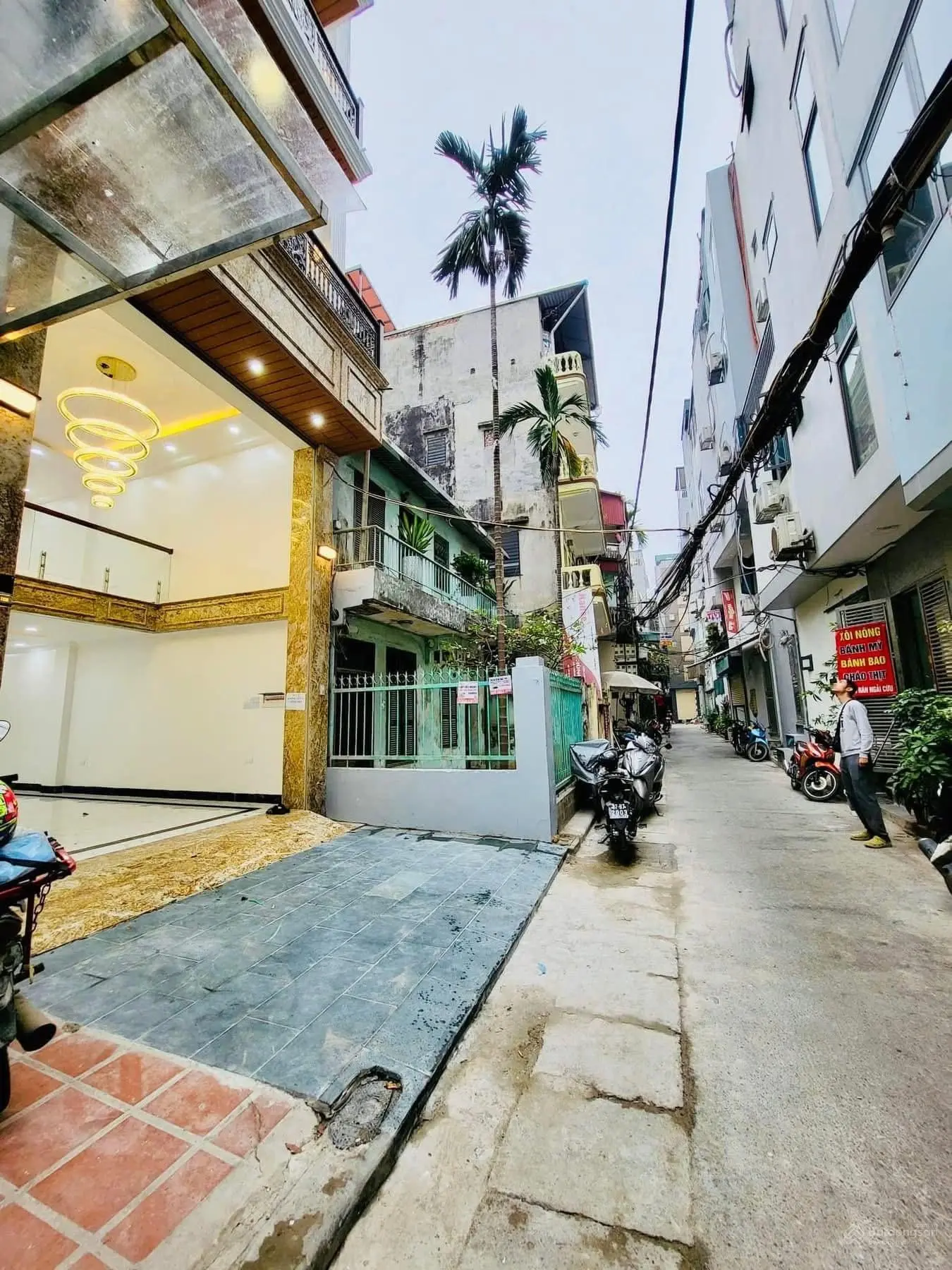 Bán nhà xây mới THANG MÁY, xây mới Gara 3 oto quận Hai Bà Trưng