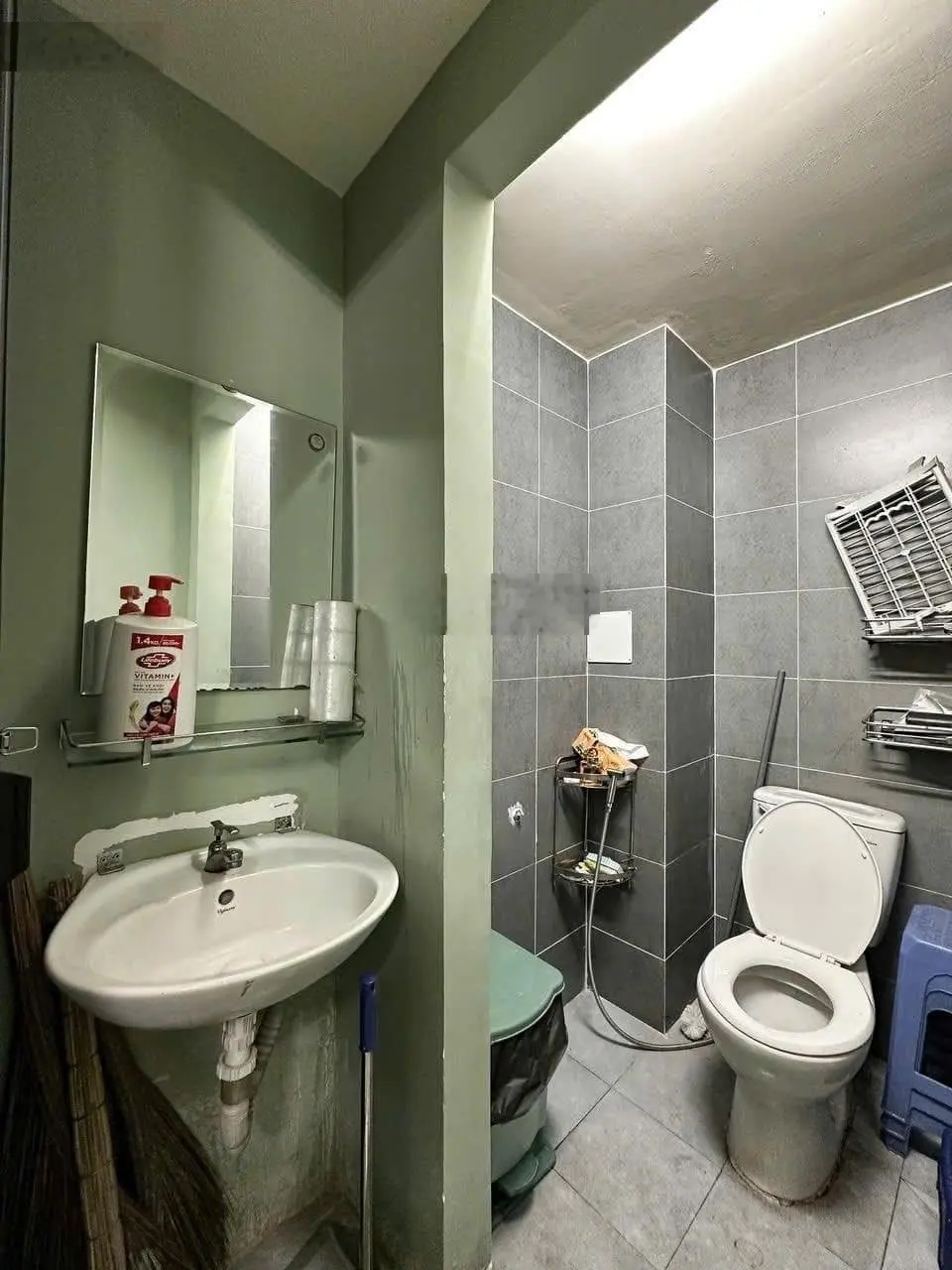 Bán nhà HXH hơi 12m bán tải quay đầu trước nhà 3 tầng (3.9x15m) 4PN 6WC Quang Trung P10 GV