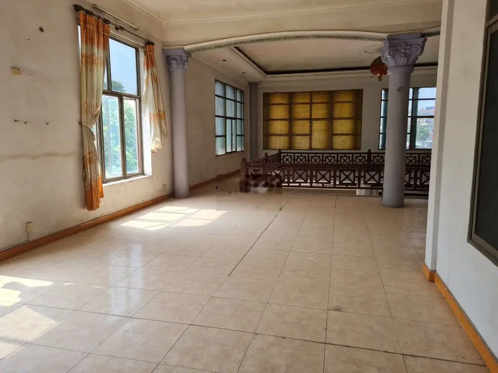 Bán Nhà Mặt Tiền Đường Hoàng Ngân, Phường Cẩm Thượng, TP Hải Dương