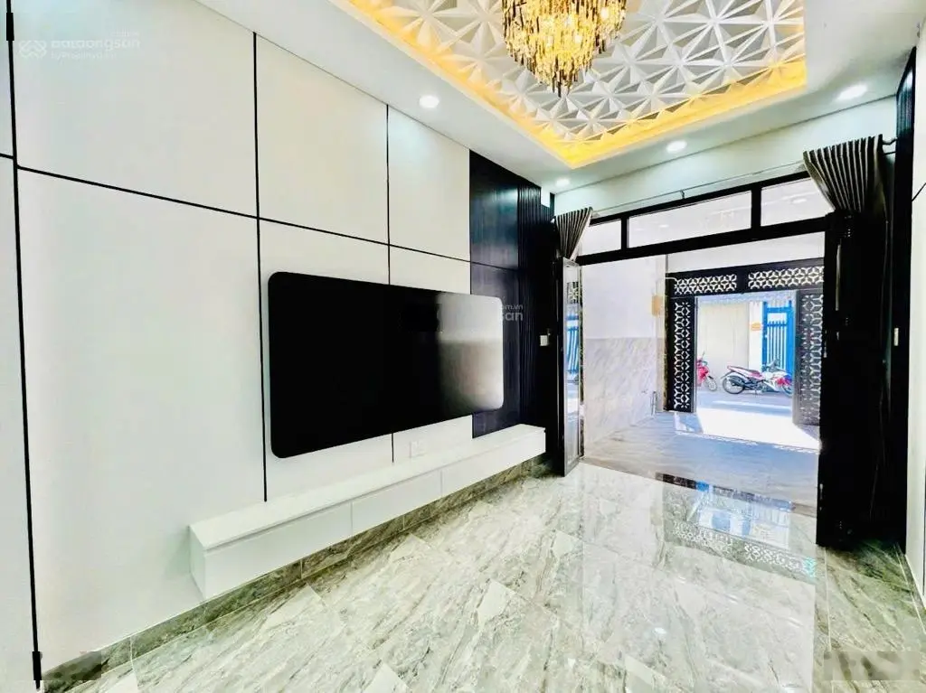 Huỳnh Tấn Phát HXH, TT Nhà Bè, DT50m2, 1 trệt 2 lầu, sân thượng, 4PN, 4WC, giá 3.45 tỷ