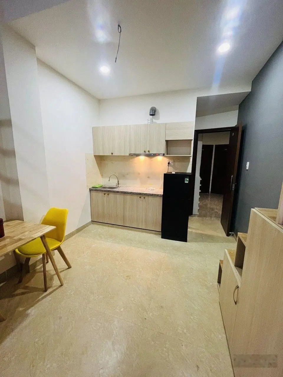 HÀNG ĐỘC TẠI Đường Nơ Trang Long, Bán Nhà 24,5 tỷ VND, 130m2, 19 PN, Thang máy.