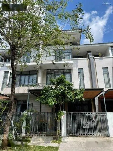 Chính chủ bán gấp nhà phố Lavila Kiến Á, (5.5 x 17.6m) - Hoàn thiện giá 9,5 tỷ còn thương lượng
