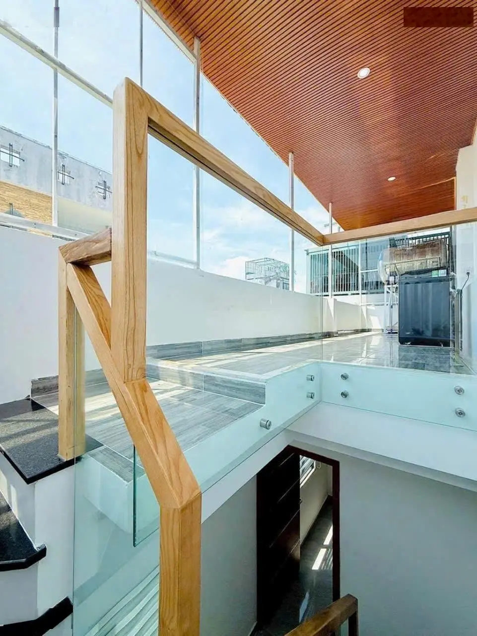 Nhà mới 3 tầng hẻm xe hơi thông Lê Văn Thọ, P11, Gò Vấp, nhà 44m2 giá chỉ 4,350 tỷ. Liên hệ ngay