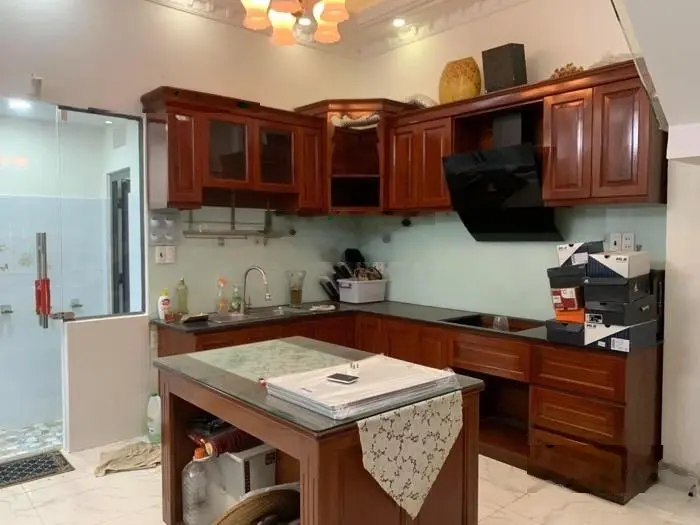 Nhỉnh 6 tỷ nhà siêu đẹp 3 tầng 84m2 ngang khủng hẻm xe hơi đ. lê văn lương, phước kiển, nhà bè
