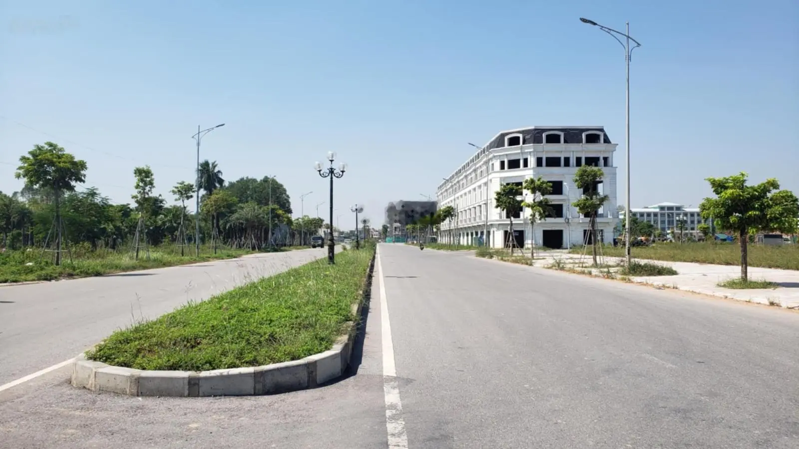 Đất nền sẵn sổ cạnh ngã 6 Tp. Bắc Giang
